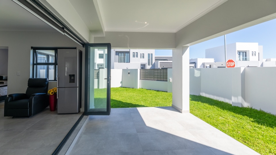 4 Bedroom Property for Sale in Sandown Western Cape